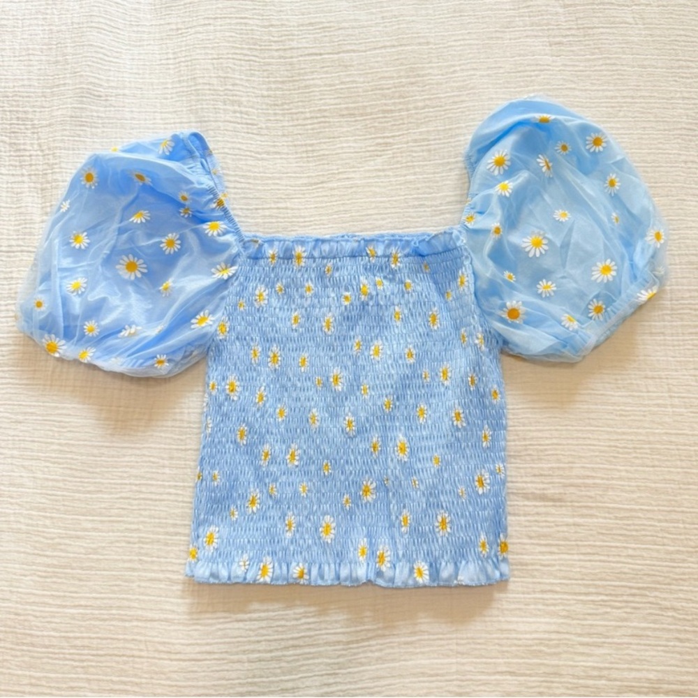 Boho Daisies Top NEW with Puff Sleeves size XS/S Blue and Yellow